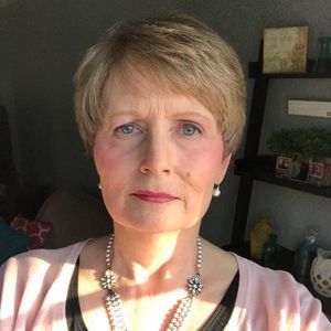 Meet your Posher, Beverly